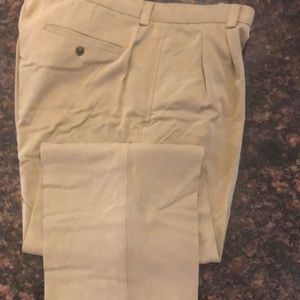Tommy Bahama Size 36 Olive Silk Pleat Front Pants